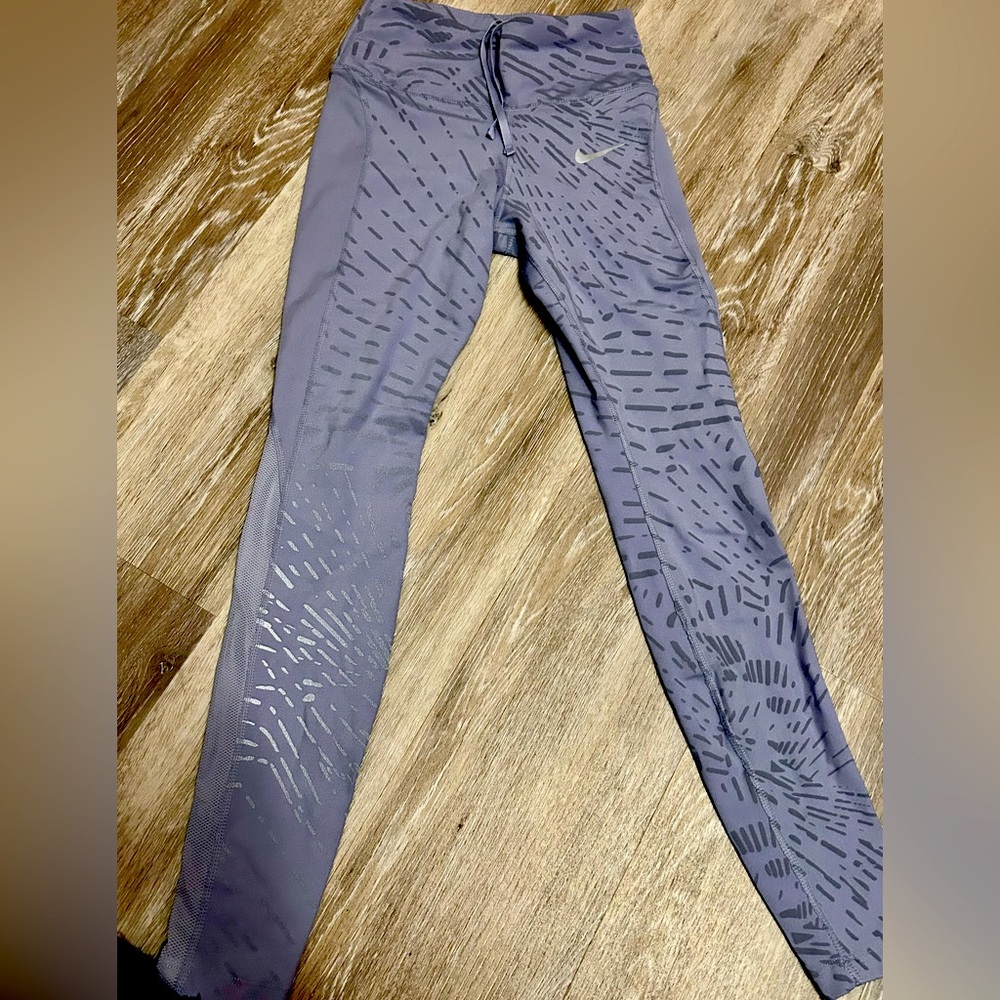 Nike leggings